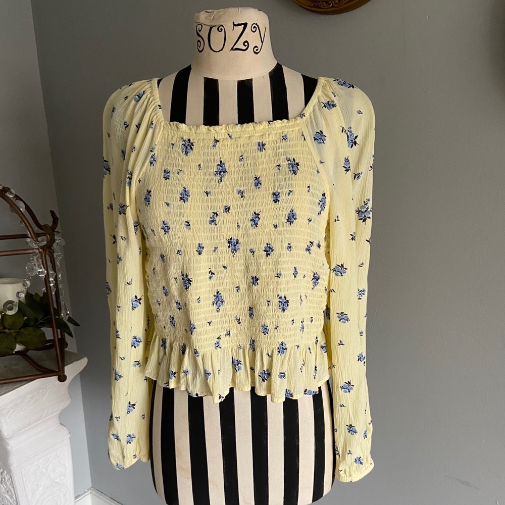 Arizona smocked cropped blouse - Picture 1 of 10